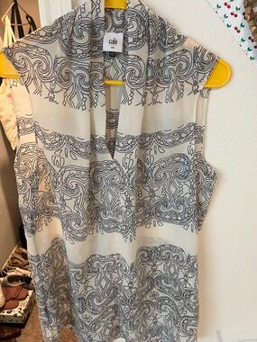 CAbi Cream and Black Sleeveless Printed V-Neck Camisole